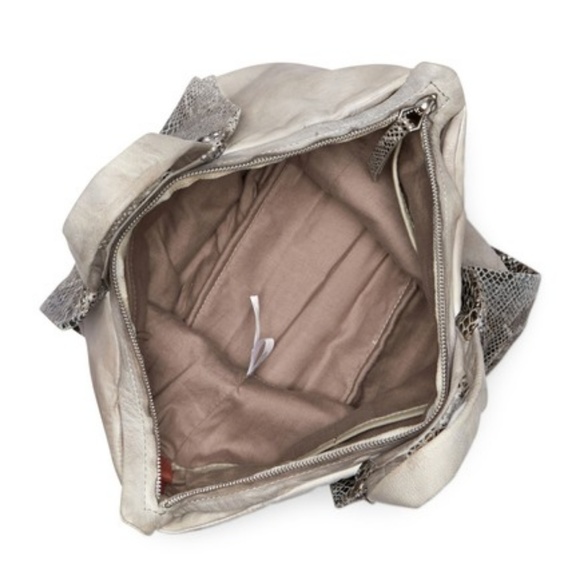 LIEBESKIND Berlin Dessert Beige Baraka Snake Bag - Picture 5 of 8